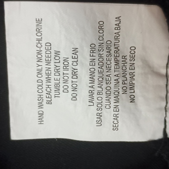 Takara Black Sleeveless Blouse with White Geometric Embroidery - Picture 7 of 7